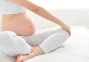 penyebab kaki bengkak pada ibu hamil