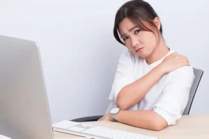 bahu terasa berat