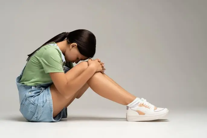 penyebab lutut sakit di usia muda