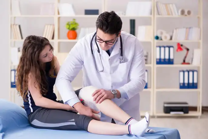 klinik sakit lutut terbaik