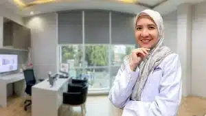 dr. yulia hafni